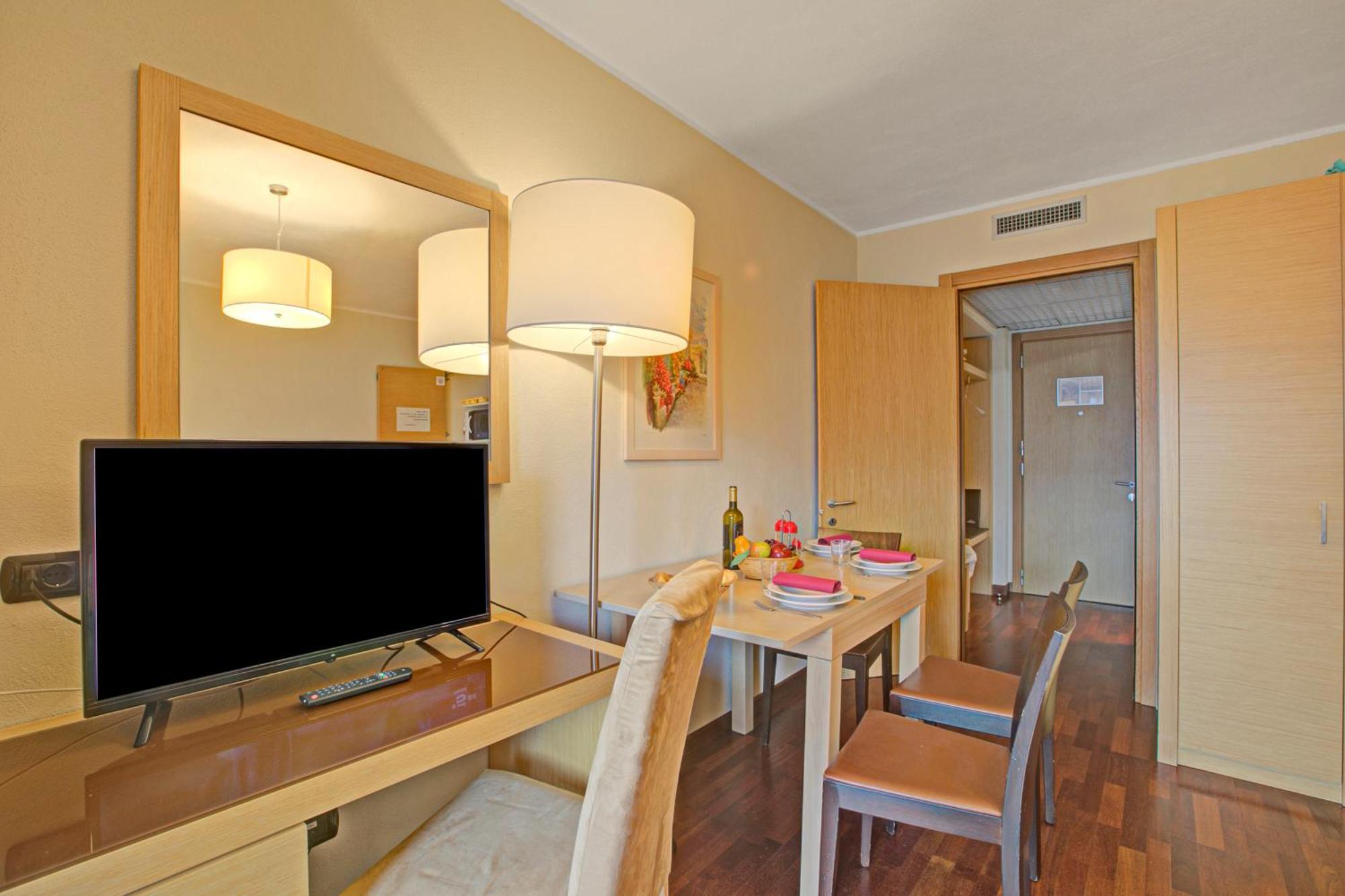 Aparthotel Cianfuran Residence Bardonecchia Bagian luar foto