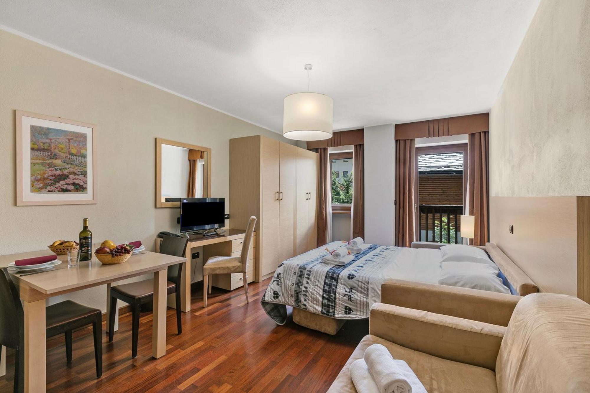 Aparthotel Cianfuran Residence Bardonecchia Bagian luar foto